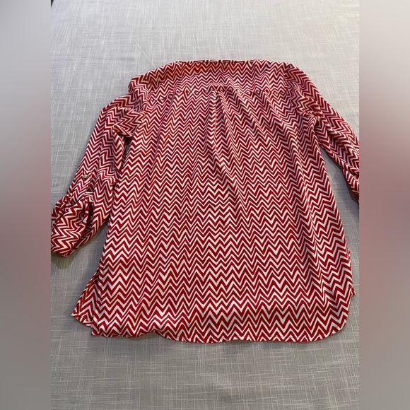 Zac & Rachel blouse in red and cream. Women’s size S - Picture 9 of 15